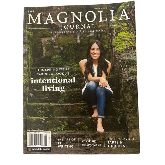 Joanna Gaines  The Magnolia Journal‎ Magazines Spring & Fall 2018 - Picture 3 of 10
